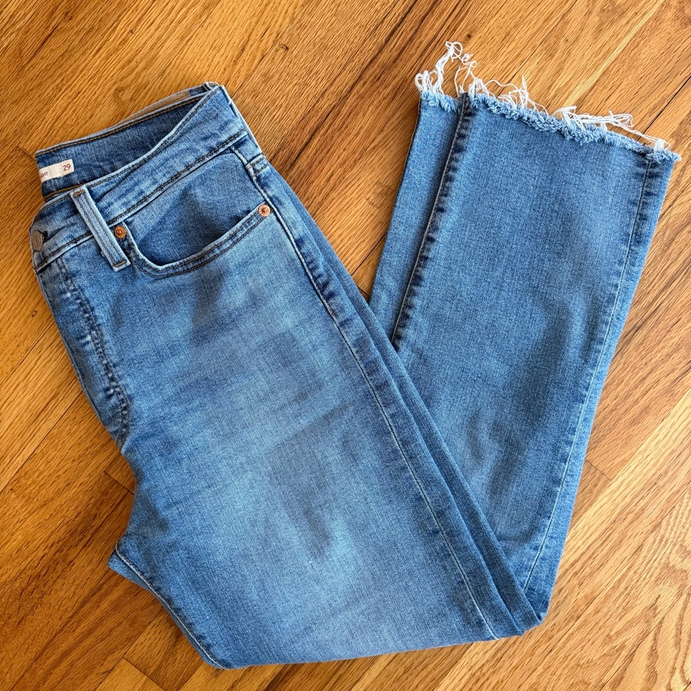 Levi's Wedgie Straight